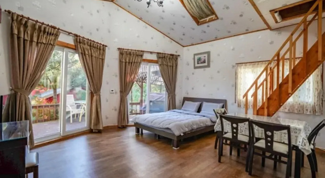 Pyeongchang Rocca and Delfino Pension, Boek Hotel Hotels in Gangwon-Do met parkeren, Parkeren