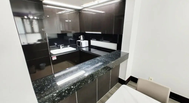 Двухместный семейный люкс W Residence Hotel Centum City
