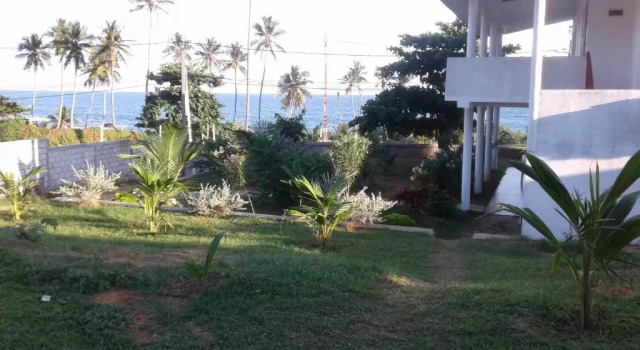 Masha Beach Inn