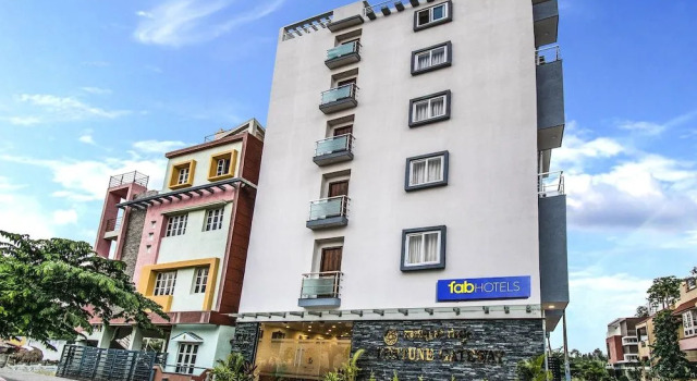 FabHotel Fortune Gateway Yelahanka, Rezervovat Hotel Hotely v Bangalore s parkováním, Parkování