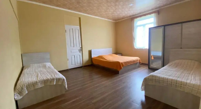 Natia guest house, Book Guesthouse Kobuleti 