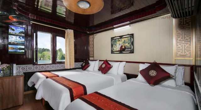 Трёхместный номер Standard Halong Fantasea Cruise