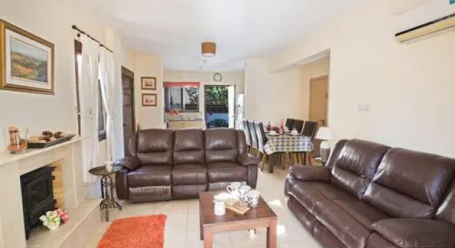 Picture This, Enjoying Your Holiday in a Luxury 5 Star Villa in Sotira, for Less Than a Hotel, Sotira Villa 1203, Забронировать Вилла Отели Айия-Напа с парковкой, Парковка