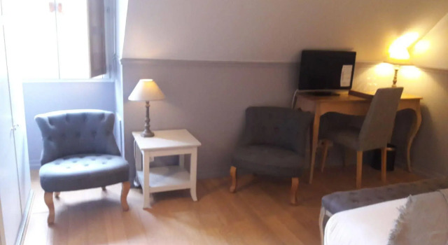 Logis Hostellerie des Clos, Rezervasyon Otel Chablis otoparklı oteller, Otopark