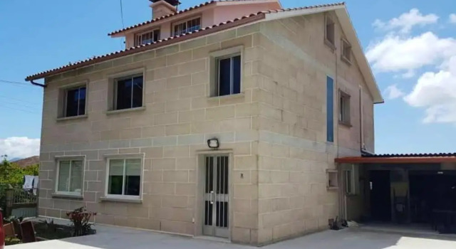 Apartment With 2 Bedrooms in Moaña, With Wonderful sea View, Enclosed Garden and Wifi, Book Apartment  