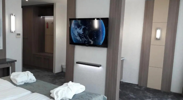 Hotel ZENA beauty & shopping center