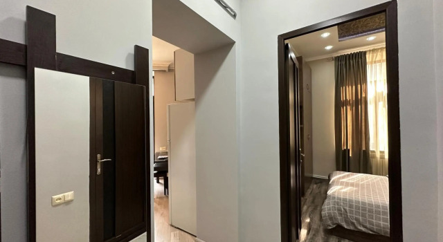 Amiryan street, 1 bedroom Modern apartment AM711, Prenota Appartamento Erevan Armenia