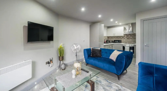Апартаменты Deluxe Huddersfield Central Lodge