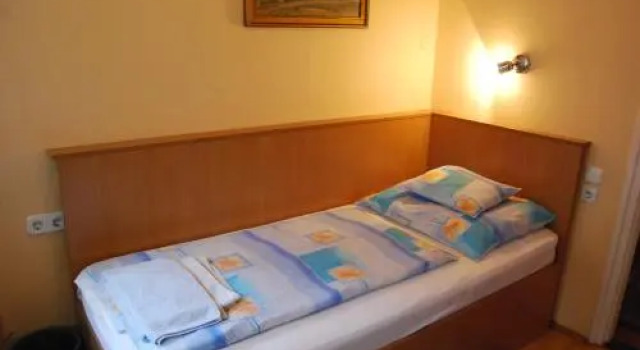 Mohacsi Guesthouse, Varaa Hotelli 02. Rózsadomb 