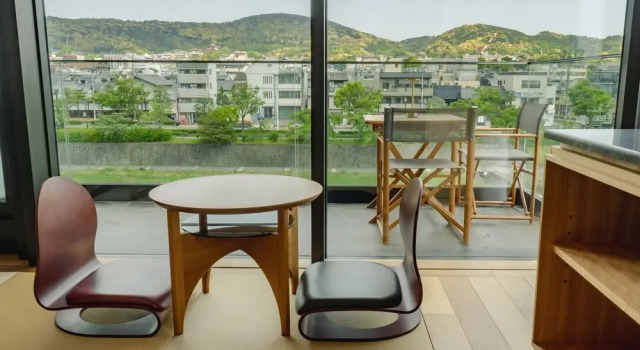Четырёхместный номер Premium с балконом Genji Kyoto, a Member of Design Hotels