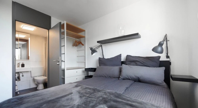 criston apartments- gemütlich  kliniknah, Забронировать Апартаменты/квартира Тюбинген Баден-Вюртемберг, рядом с St. George's Collegiate Church