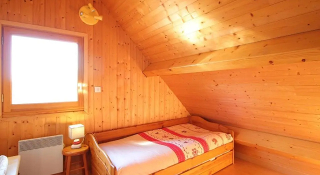 Chalet spacieux avec parking et WiFi au Mont Dore - FR-1-608-106, Забронировать Шале Виллы Овернь-Рона-Альпы, Вилла