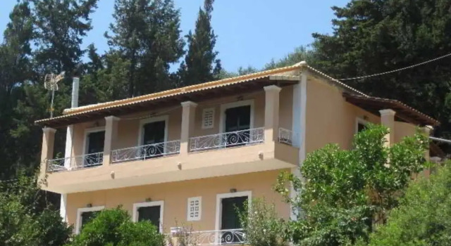 Zacharenia Apartments, Book Apartment Apartments in Gardenos, Apartment