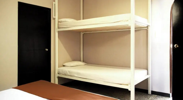 Standard cvadruplă familie cameră La Guaca Hostel