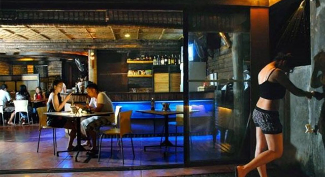 Seabreeze Lodge and Cafe