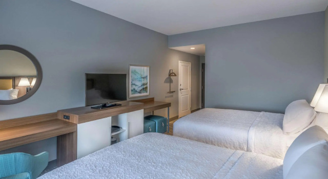 Четырёхместный номер Standard Hampton Inn & Suites Tallahassee Capitol-University