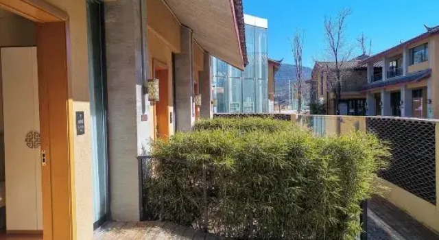 Zaiyiqi Inn, Prenota Hotel Hotel a Lijiang con piscina, Piscina