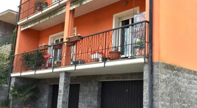Casa Anna, Забронировать Апартаменты/квартира Лавена-Понте-Треза Озеро Лугано