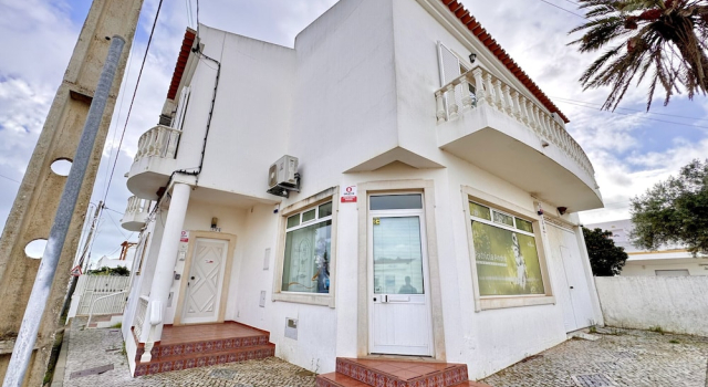 Altura Typical House by Homing