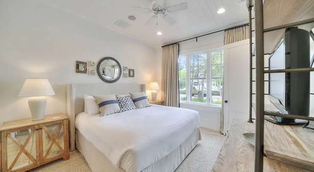 Shades of Summer by Five Star Properties, Varaa Hotelli Hotellit Emerald Coast uima-altaalla, Uima-allas