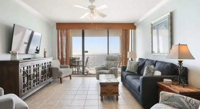 Pelican Pointe1204 3BR 2BA Gulf-front, Prenota Appartamento Hotel a Alabama con parcheggio, Parcheggio