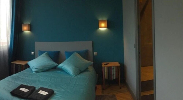 LePrivé de Noisy, Book Hotel  