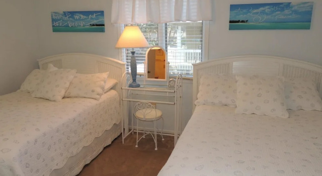 Summer Cottage by Beach Vacations, Забронировать Дом для отпуска Коттеджи Южной Каролины, Коттедж