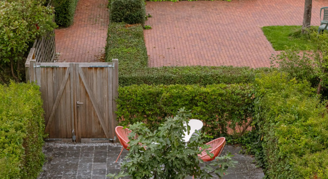 Cosy home with city garden, Забронировать Отель Бизнес-отели Остенде, рядом с Wellington Track, 4* 5*