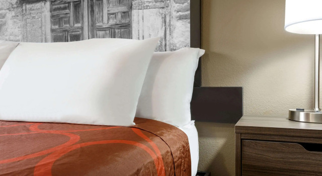 Super 8 by Wyndham San Antonio Airport North
