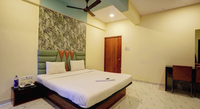 Номер Standard с видом на город Hotel Balaji Residency Dombivli