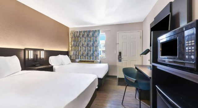 Четырёхместный номер Deluxe Motel 6-Kirkland, WA - North Kirkland