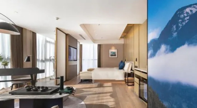 Люкс с красивым видом из окна Atour S Hotel Zhongbei Road  Chuhe Han Street