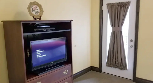 Четырёхместный номер Standard с балконом The Falls Inn - Walters Falls