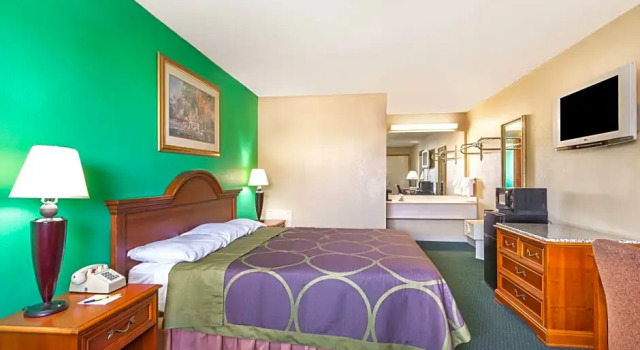 Номер Deluxe Super 8 by Wyndham Vandalia/Dayton International Airport