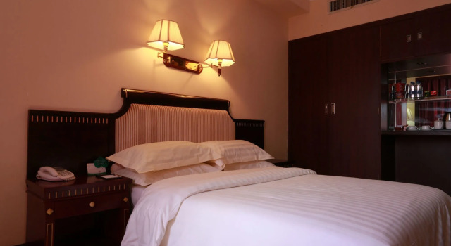 Sheke Boyuan Hotel, Забронировать Отель Отели Пекина с бассейном, рядом с Торговый комплекс Oriental Plaza, Бассейн