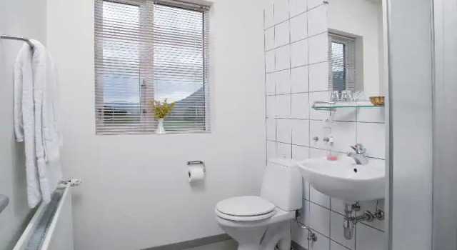 Edda Plus Storutjarnir, Book Hotel Hoteller i North Iceland med pool, Swimmingpool