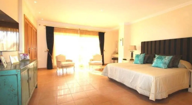 Casa Andre - 4 Bedroom Villa - Large Gardens - Perfect for Families