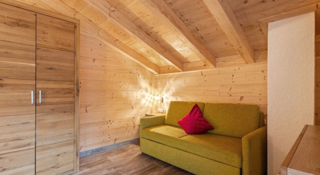 Vintage Chalet with Sauna And Jacuzzi in Kaprun, Забронировать Шале Коттеджи Капрун, рядом с Электростанция Тауэрн, Коттедж