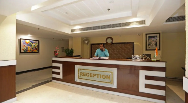Capital O 445 Impress Hotel