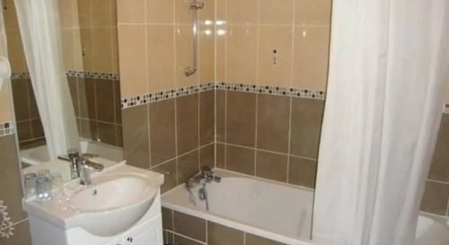 Трёхместный номер Standard Luxor Bastille Hotel