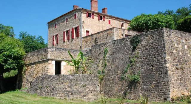Chateau Calvayrac, Réserver Hôtel Crayssac Lot Valley