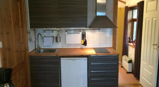 Апартаменты Fjordside Lodge
