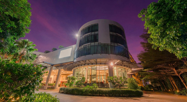Deevana Plaza Phuket