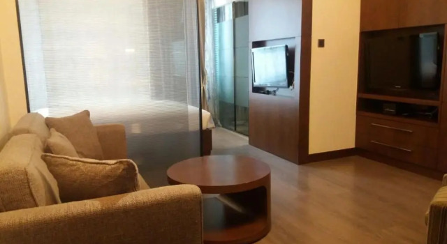Queen's 100, Rezerwuj Hotel Wan Chai Hongkong, w pobliżu Wanchai Tower