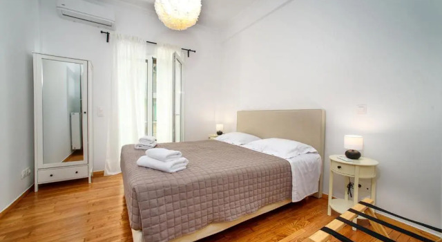 Acropolis area family friendly 2bdr apartment, Забронировать Апартаменты/квартира Неос-Космос Афины, рядом с Театр Микро Паллас
