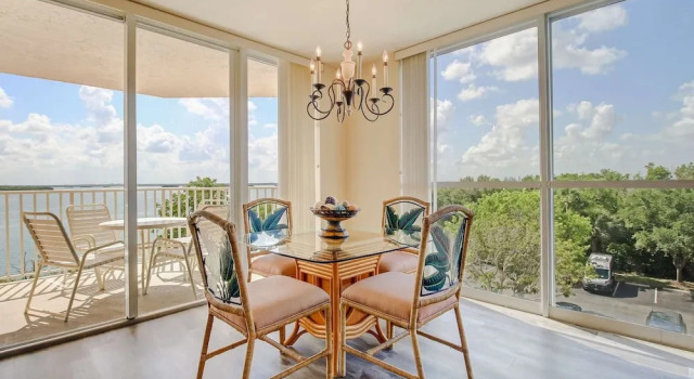 Коттедж 3rd Floor Condo at Lovers Key 301