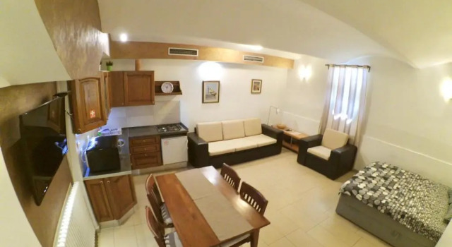 Studio Carla Studio Apartment