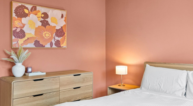 Stylish 1 Bed Apartment in East Melbourne, Varaa Huoneisto  