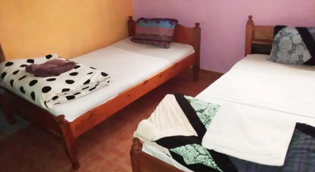 Camera Standard Riverside Tourism Guest House