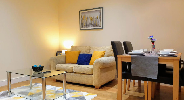Апартаменты Cosy and modern two bedroom apartment - Snug House